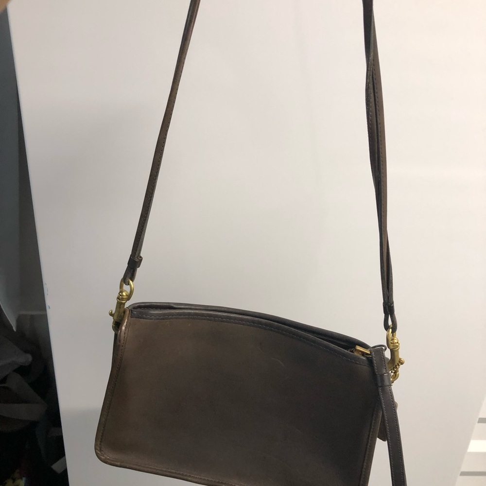 Vintage brown Coach Basic Bag.